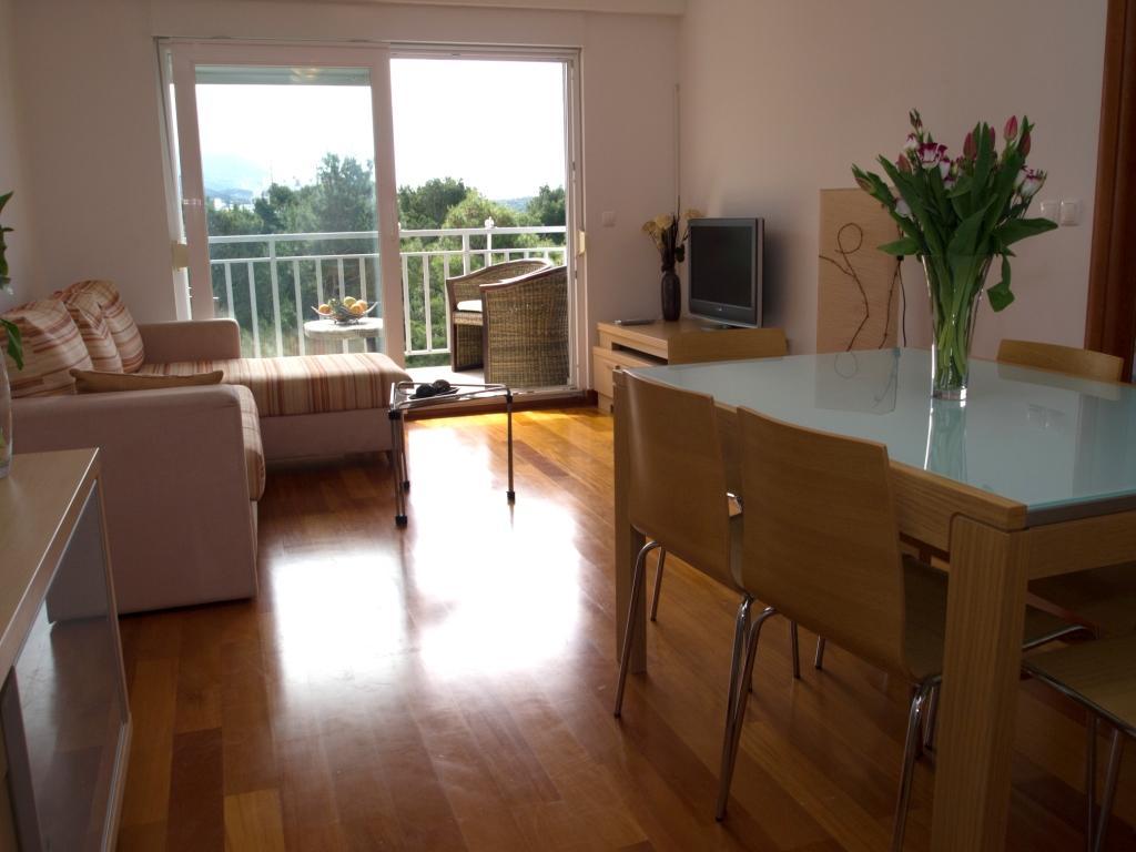Apartment Mlinarevic มาคาร์สกา ภายนอก รูปภาพ